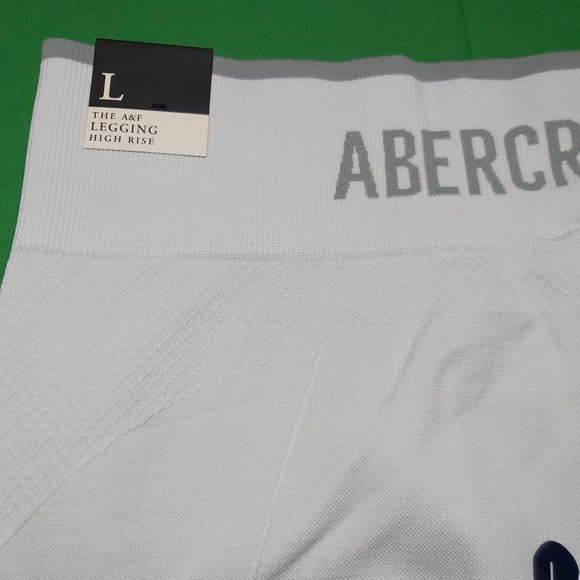 Abercrombie and Fitch Leggings - Picture 6 of 16